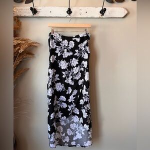 Le Chateau Black and White Floral High-Low Skirt